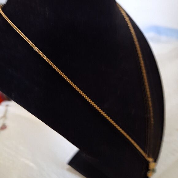 Avon Vintage Women's Necklace Baroness Maltese Cross Gold Tone Faux Jade - Picture 10 of 11